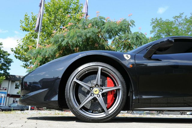 2010 Ferrari 458 Italia, 12/20