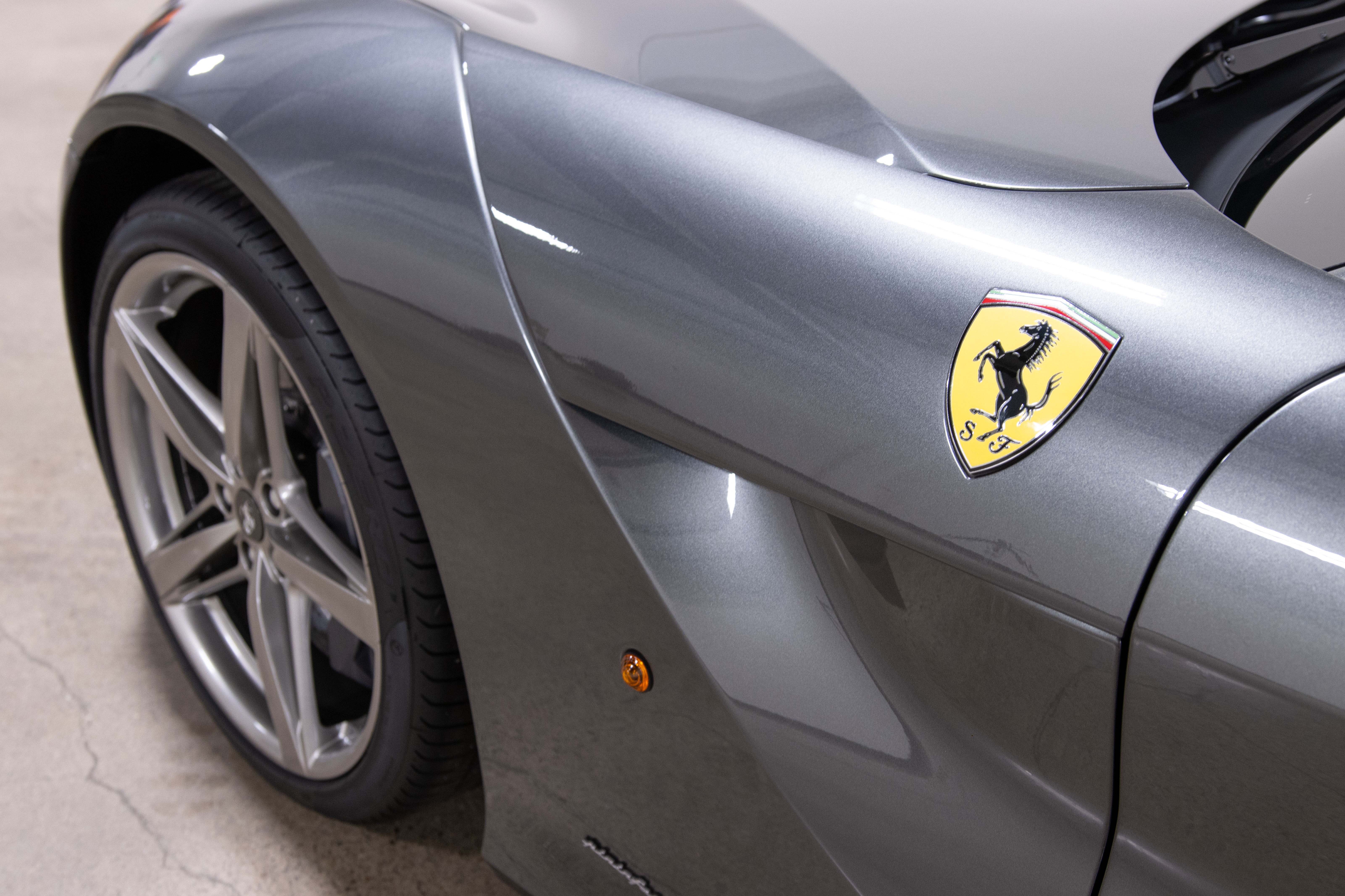2014 Ferrari F12 Berlinetta, 2/13