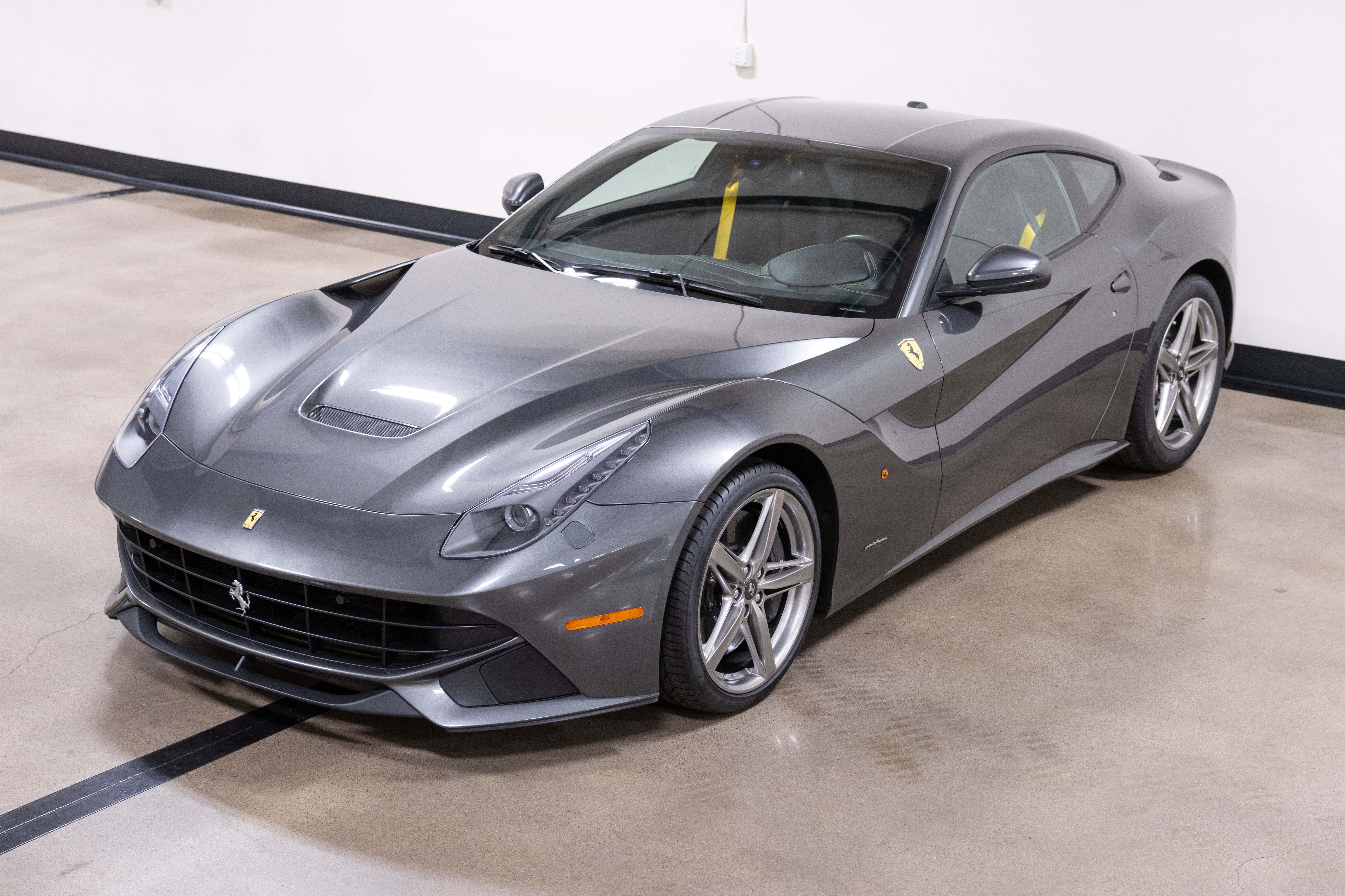 2014 Ferrari F12 Berlinetta, 6/13