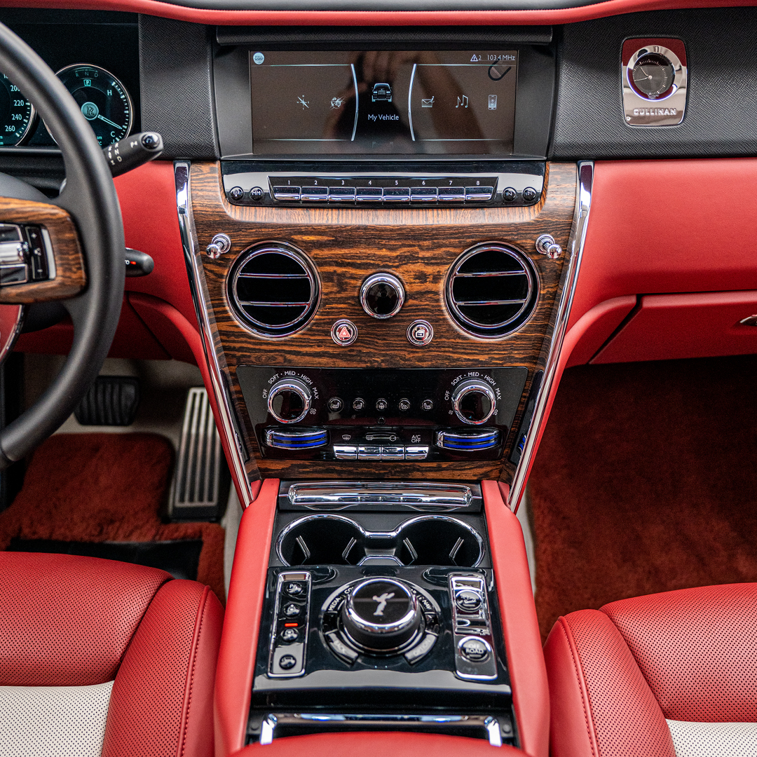 2019 ROLLS-ROYCE CULLINAN, 14/20