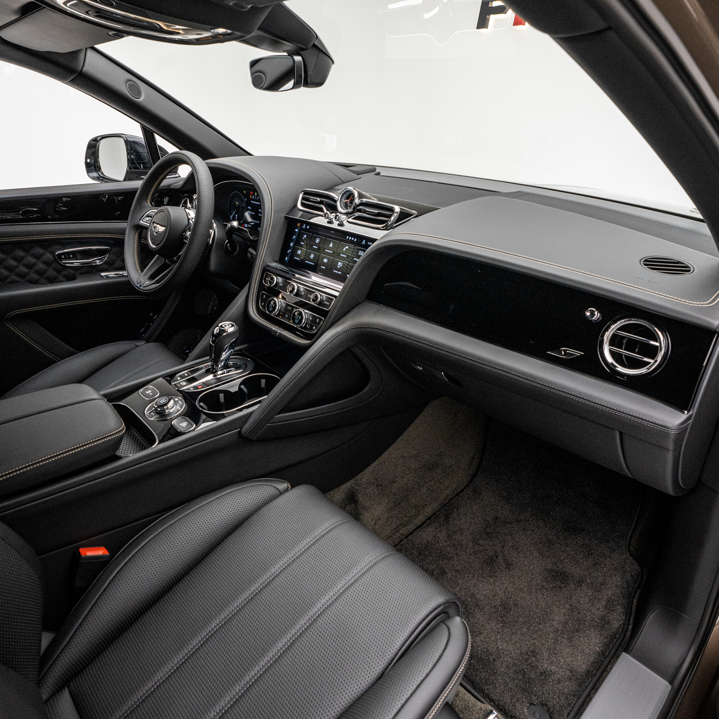 2022 BENTLEY BENTAYGA S EDITION, 6/18