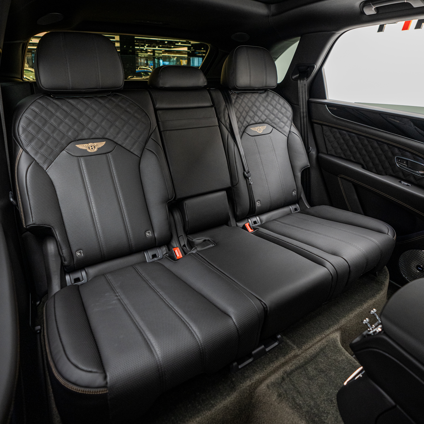 2022 BENTLEY BENTAYGA S EDITION, 13/18