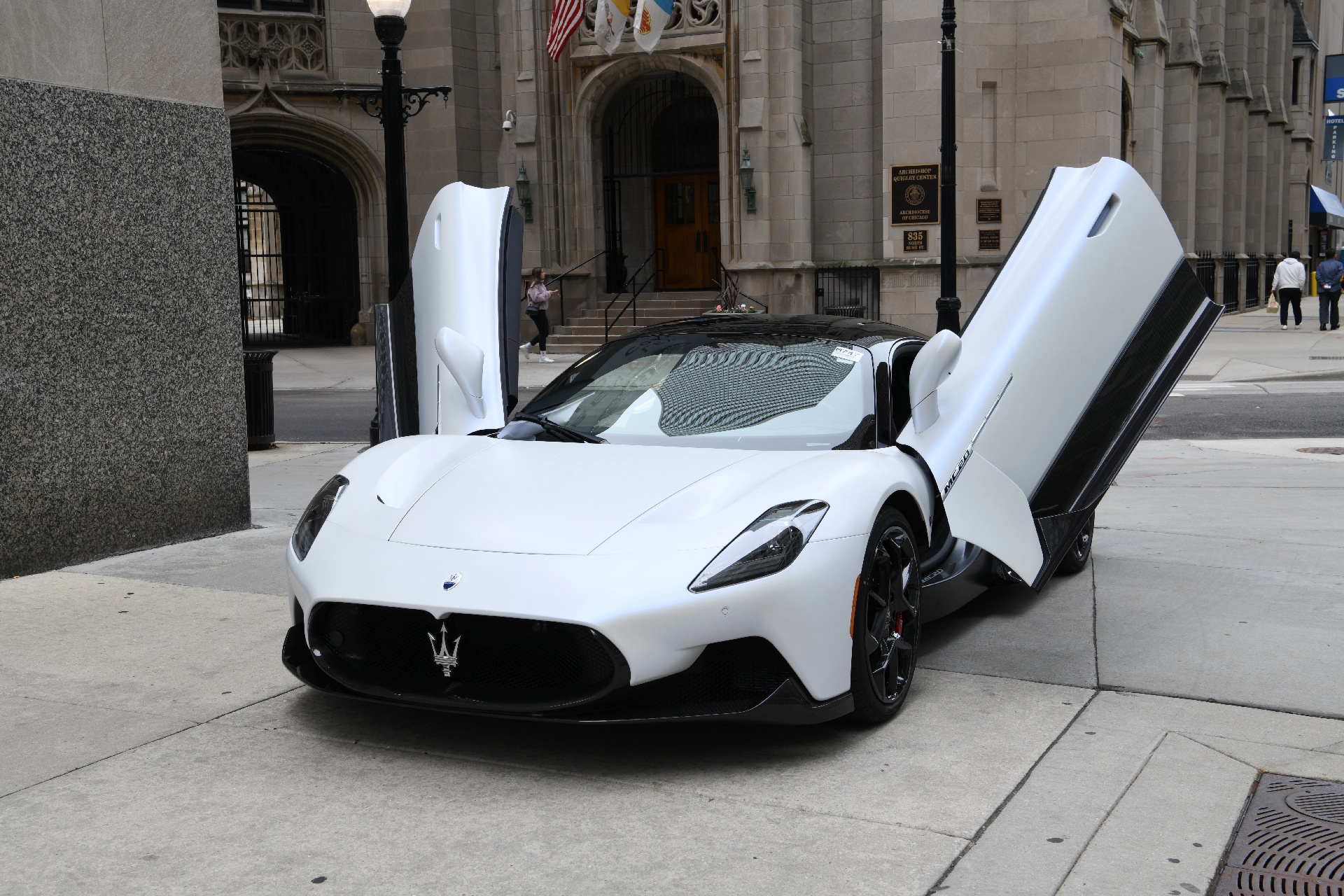 2022 MASERATI MC20