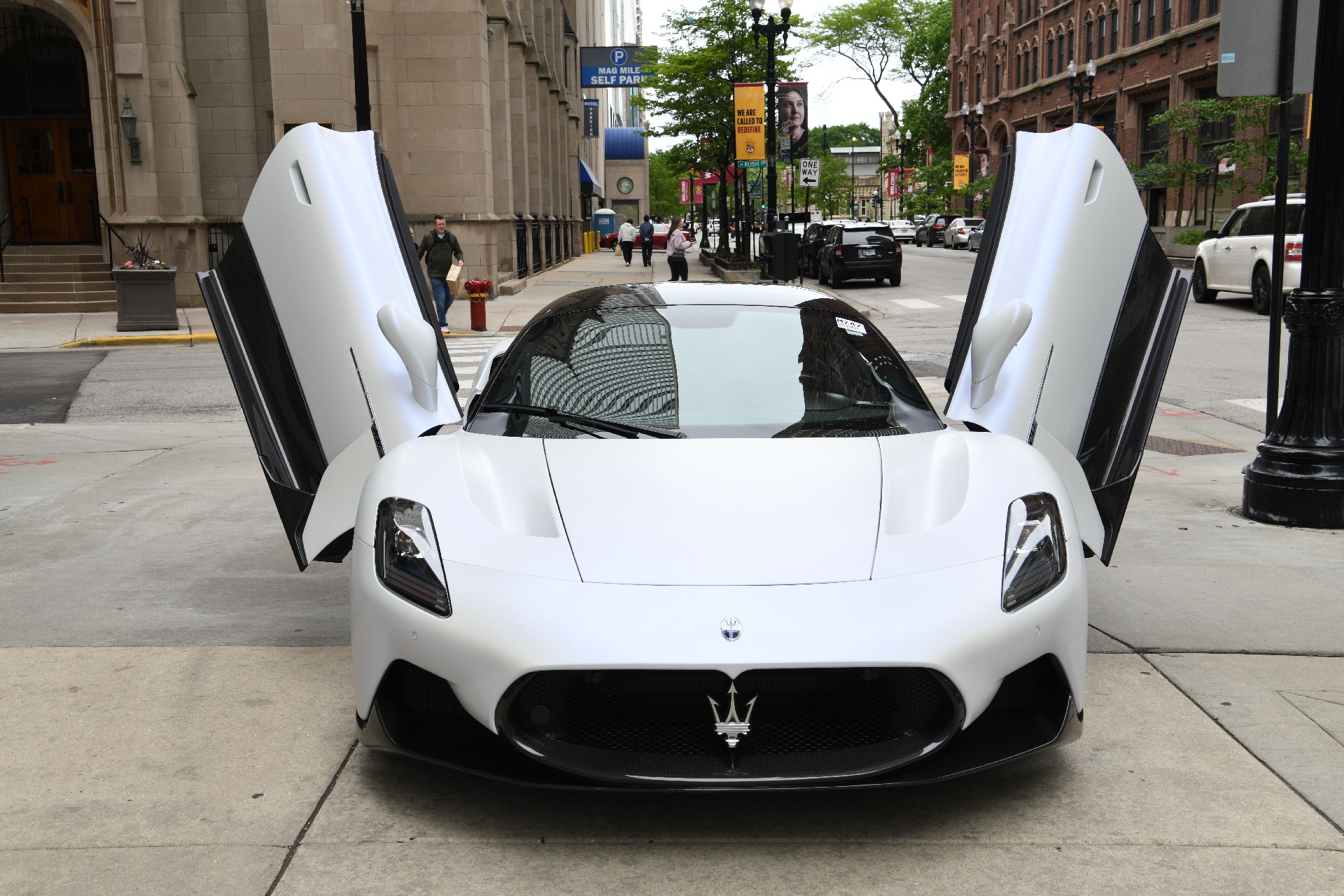 2022 MASERATI MC20, 14/19