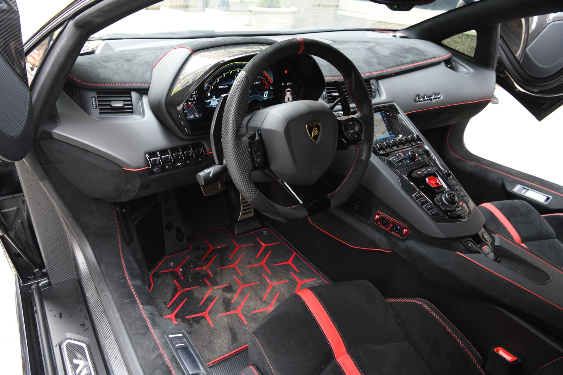 2020 Lamborghini Aventador LP 770-4 SVJ, 2/10