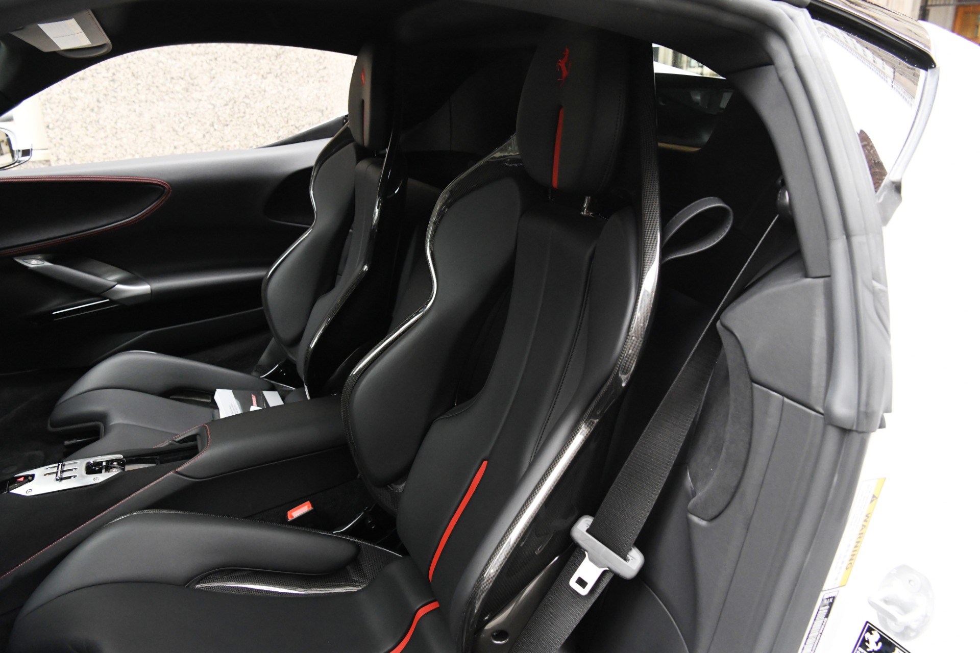 2022 Ferrari SF90 Stradale, 9/17