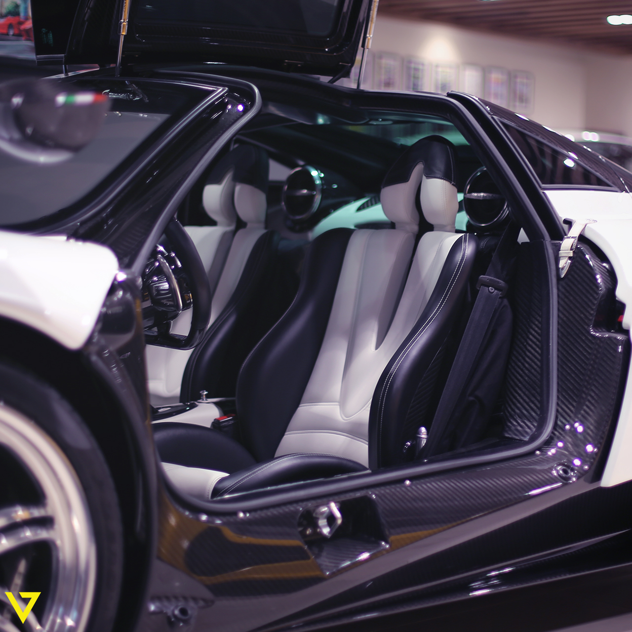 2017 PAGANI HUAYRA, 4/14
