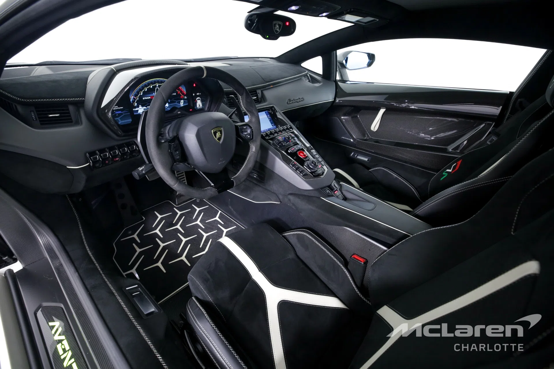 2020 Lamborghini Aventador LP 770-4 SVJ interior