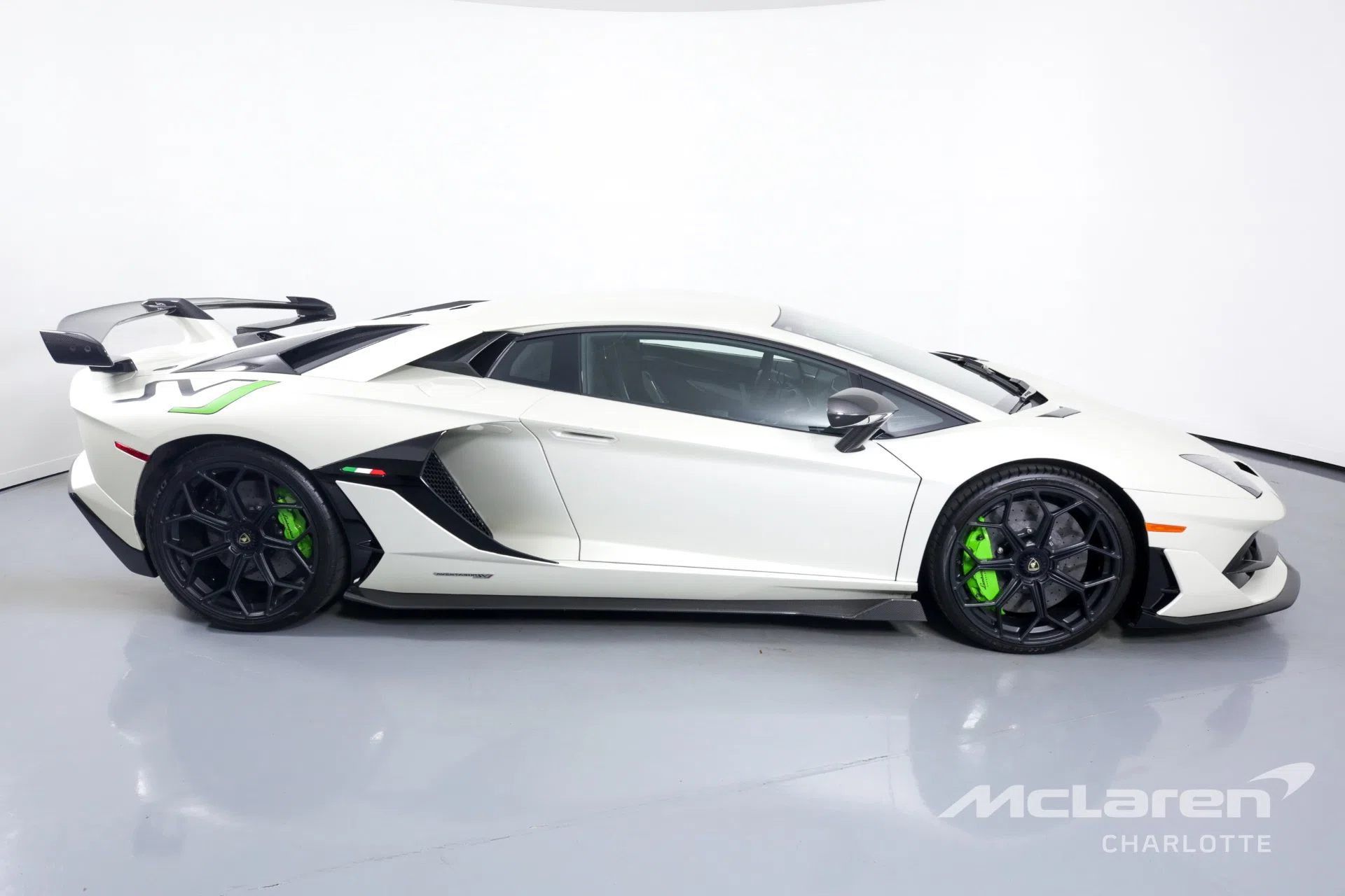 2020 Lamborghini Aventador LP 770-4 SVJ for sale, exterior