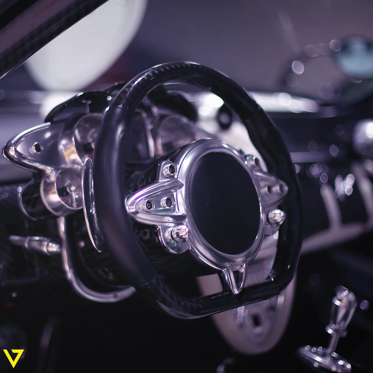 2017 Pagani Huayra interior, steering wheel, White