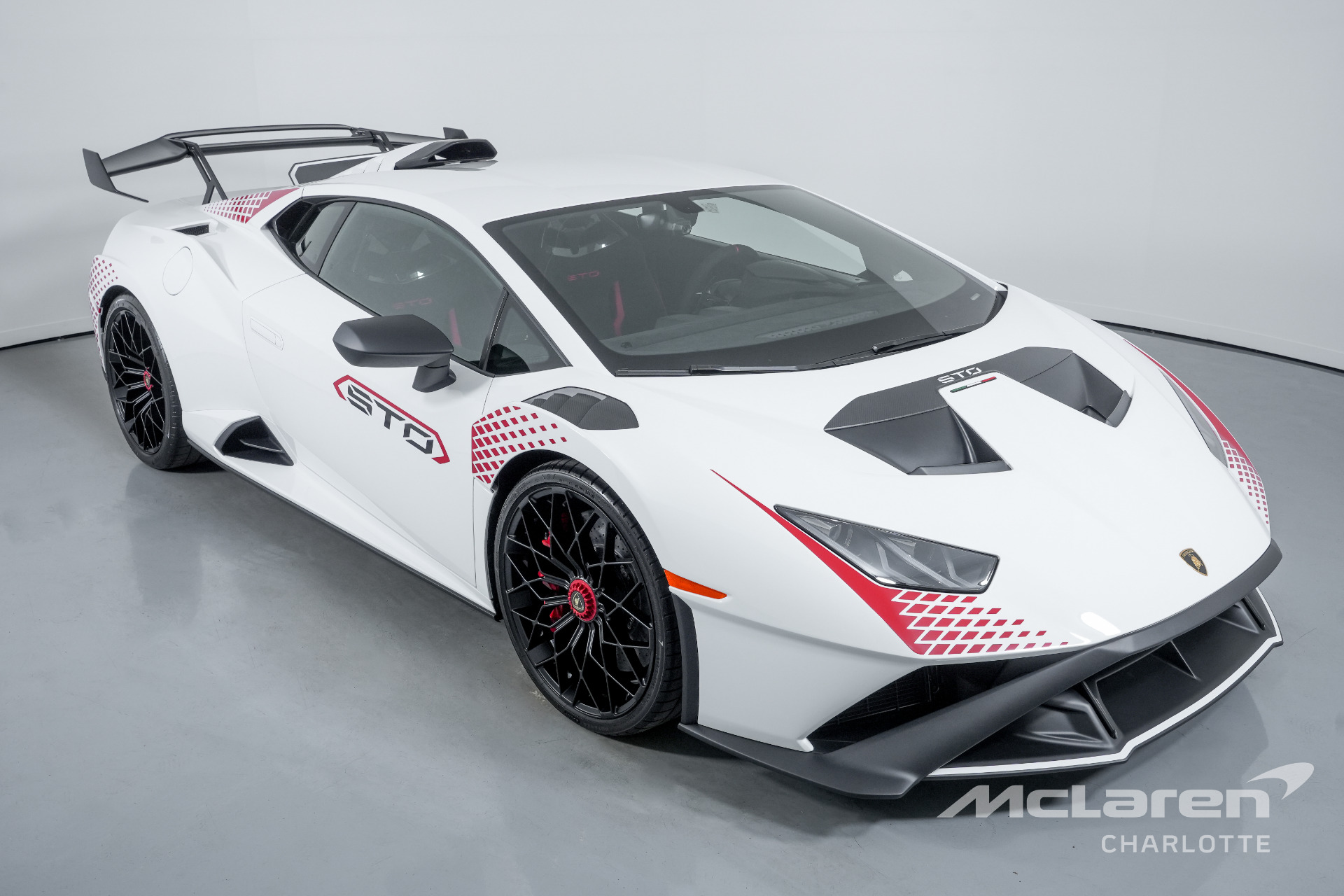 2022 LAMBORGHINI HURACAN LP 640-4 STO