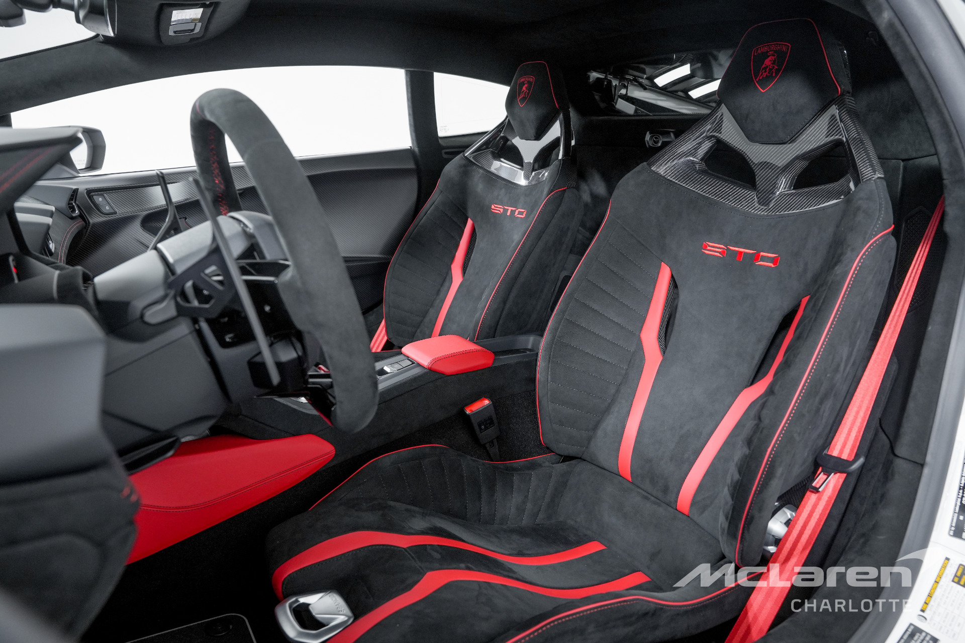 2022 LAMBORGHINI HURACAN LP 640-4 STO, 11/20