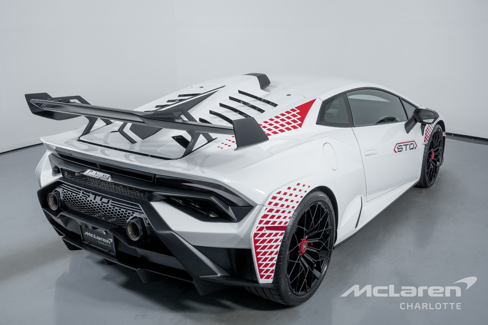 2022 LAMBORGHINI HURACAN LP 640-4 STO, 12/20
