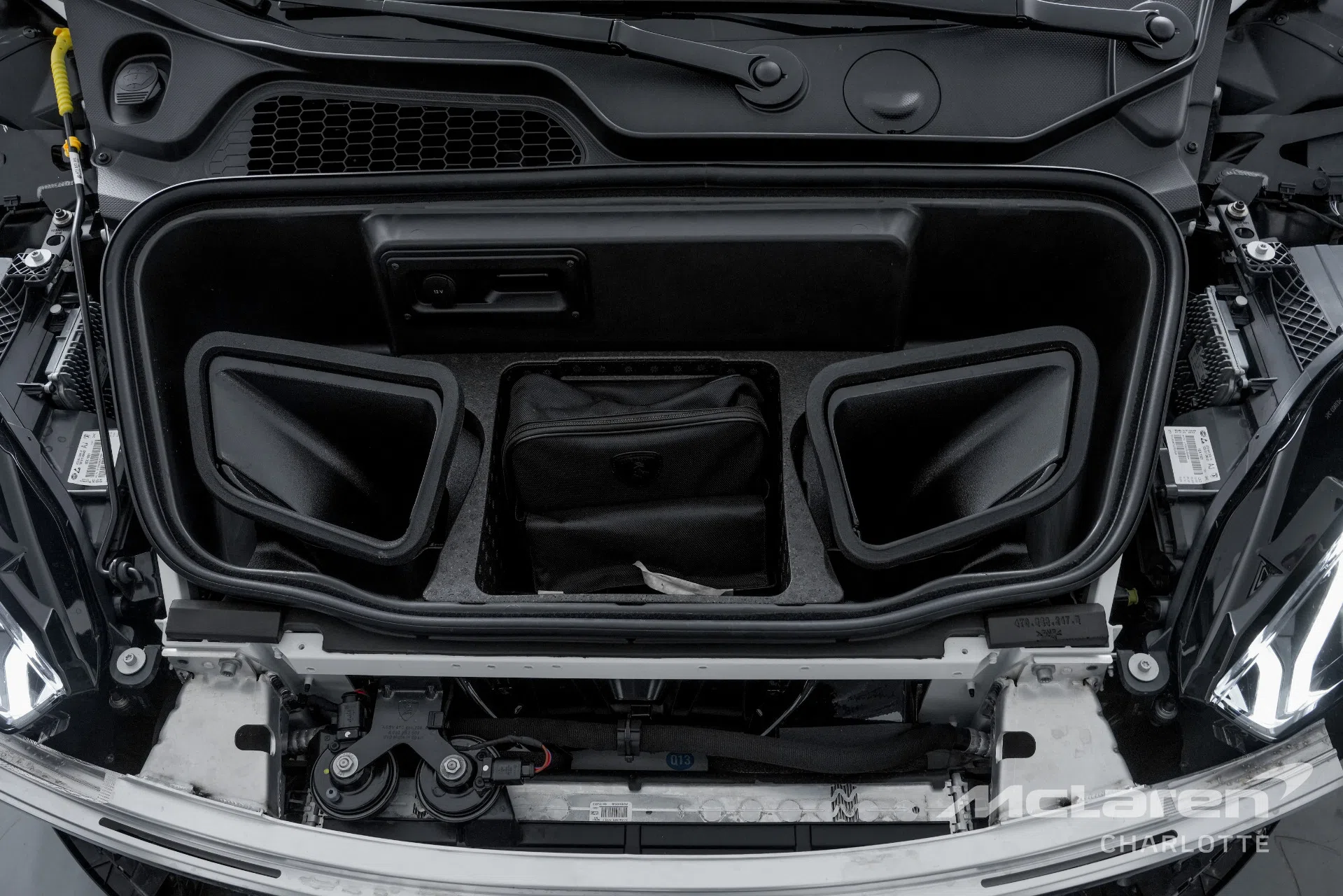 2022 Lamborghini Huracan LP 640-4 STO trunk