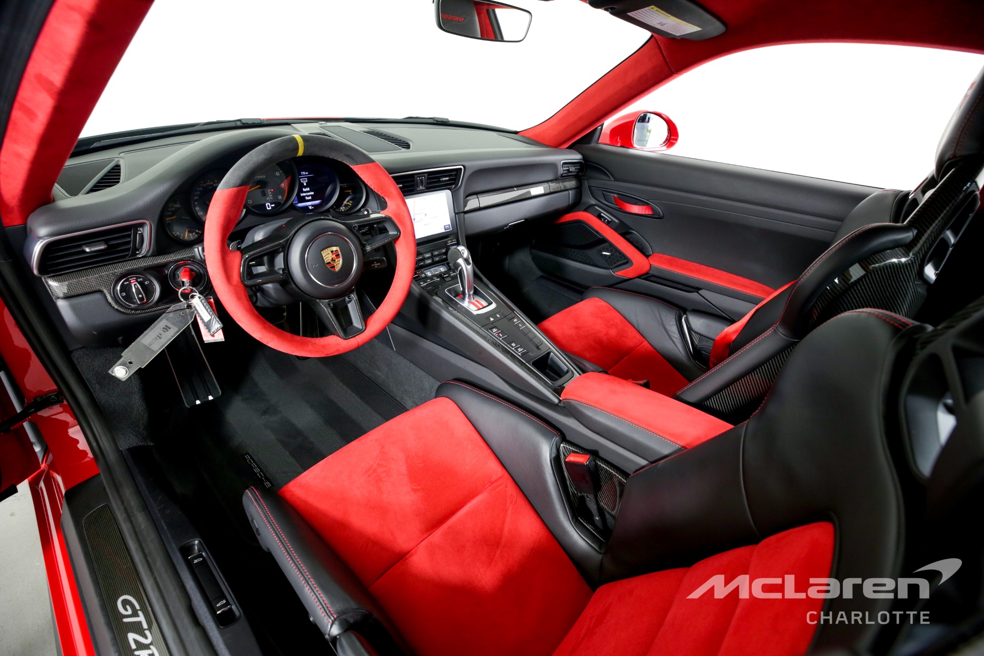 2018 PORSCHE 911 GT2 RS, 8/20