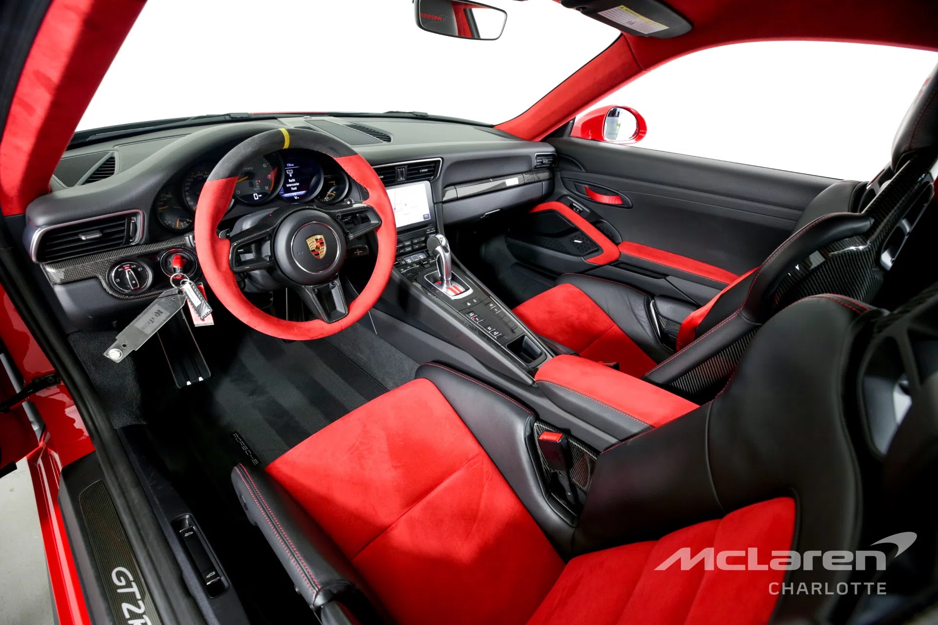 2018 PORSCHE 911 GT2 RS interior