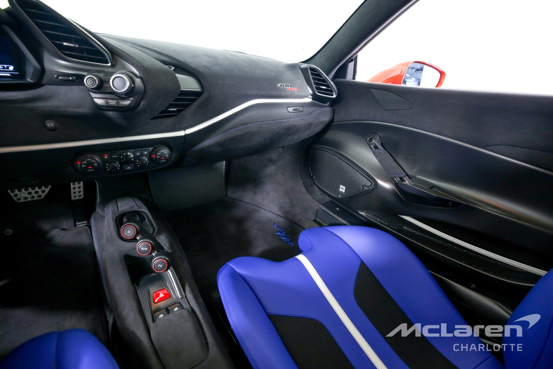 2019 FERRARI 488 PISTA, 8/18