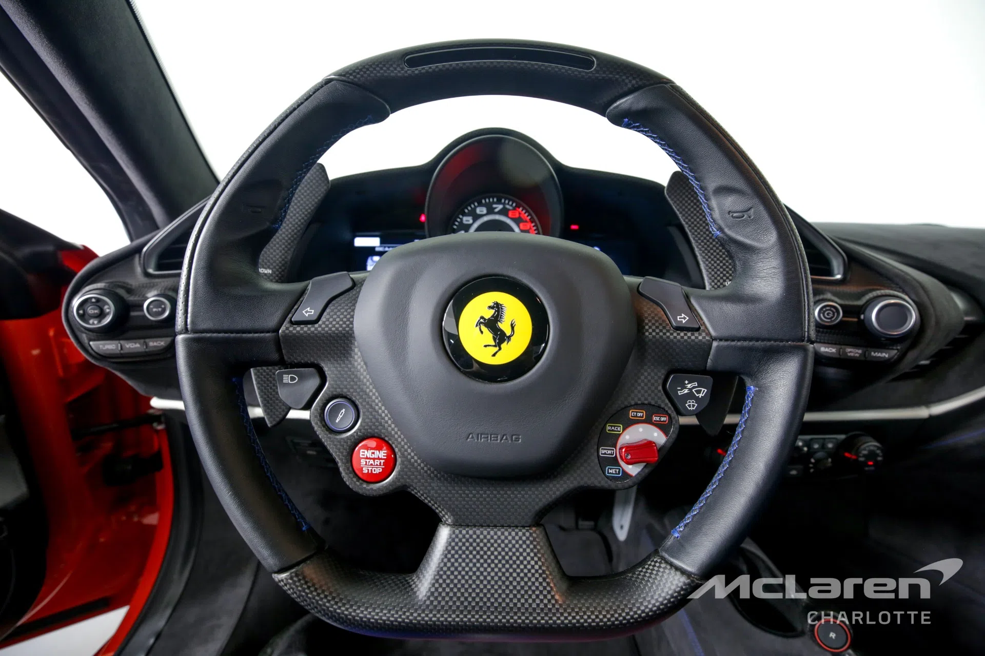 2019 Ferrari 488 Pista interior