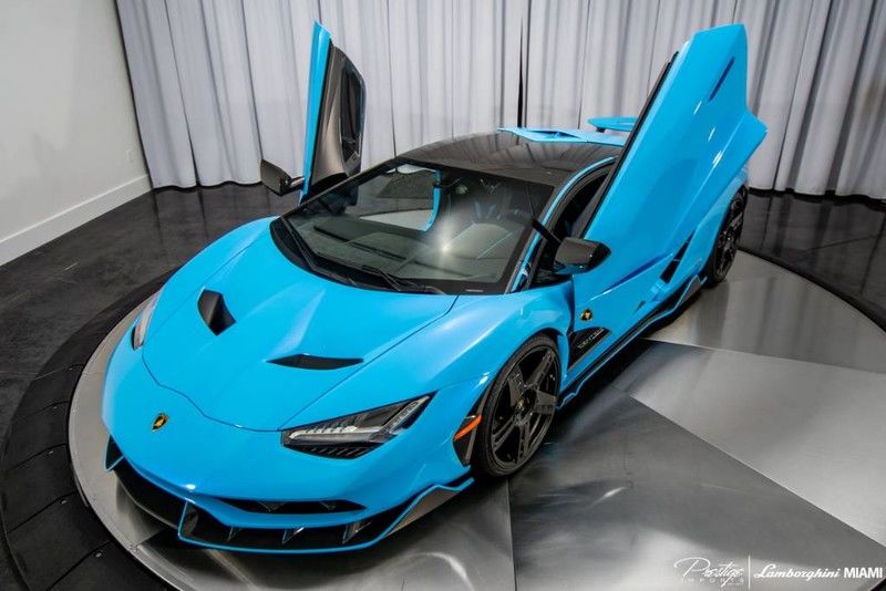 2017 Lamborghini Centenario Coupe, 9/20
