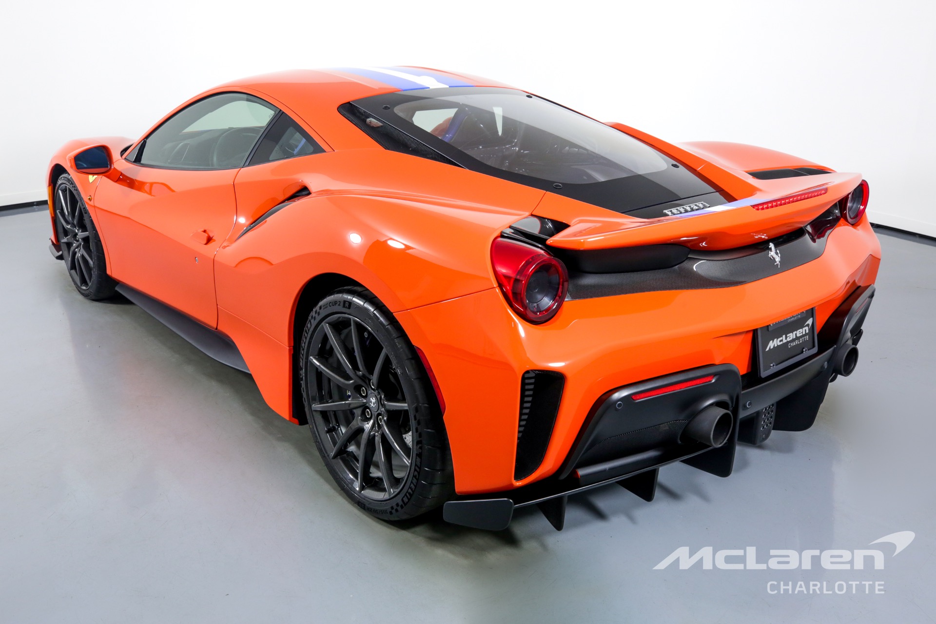 2019 FERRARI 488 PISTA, 15/18