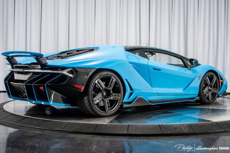 2017 Lamborghini Centenario Coupe, 13/20