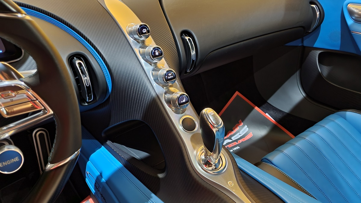 2018 Bugatti Chiron, 8/20