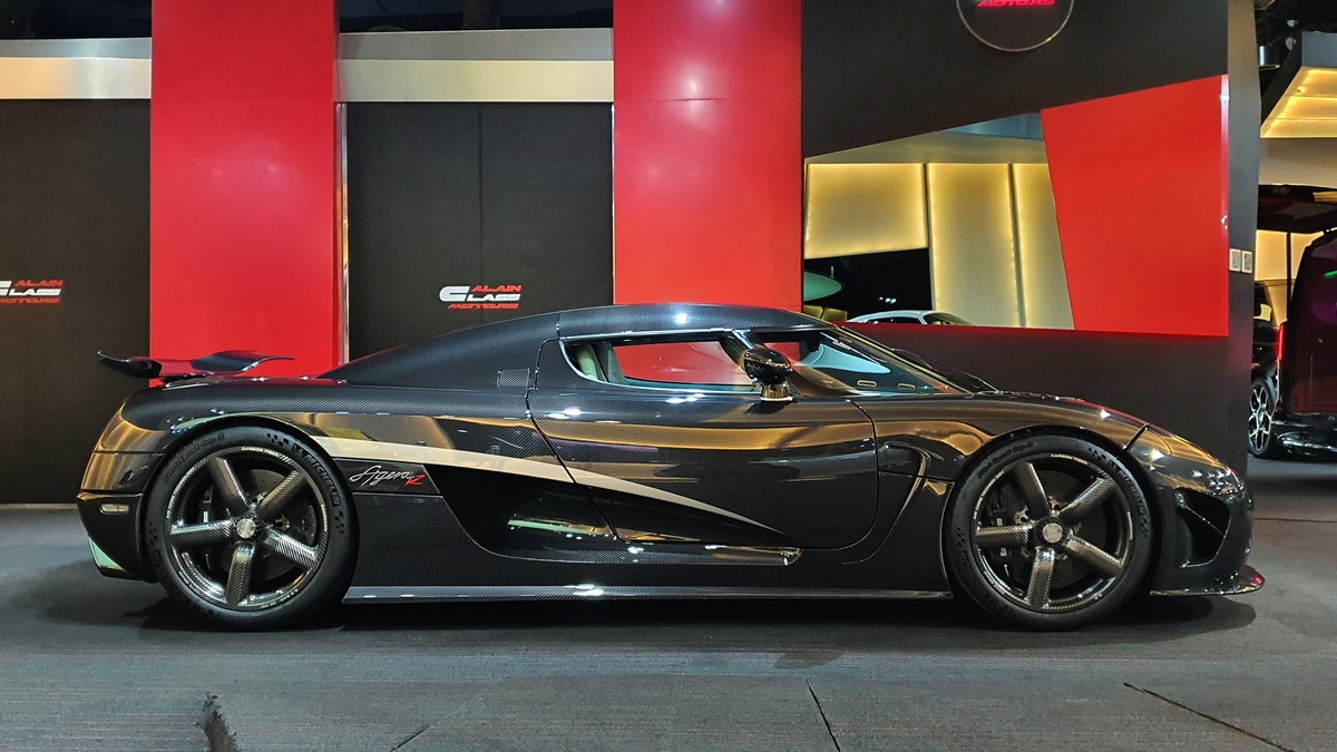 2014 Koenigsegg Agera R – 1 of 18, 3/20