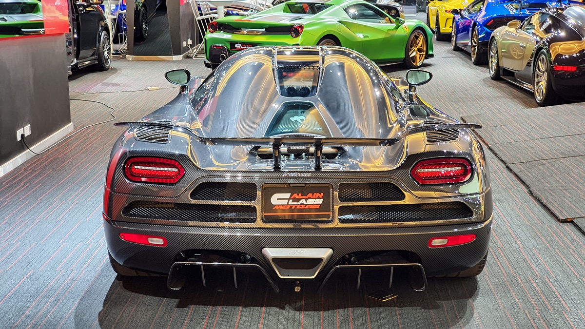 2014 Koenigsegg Agera R – 1 of 18, 8/20