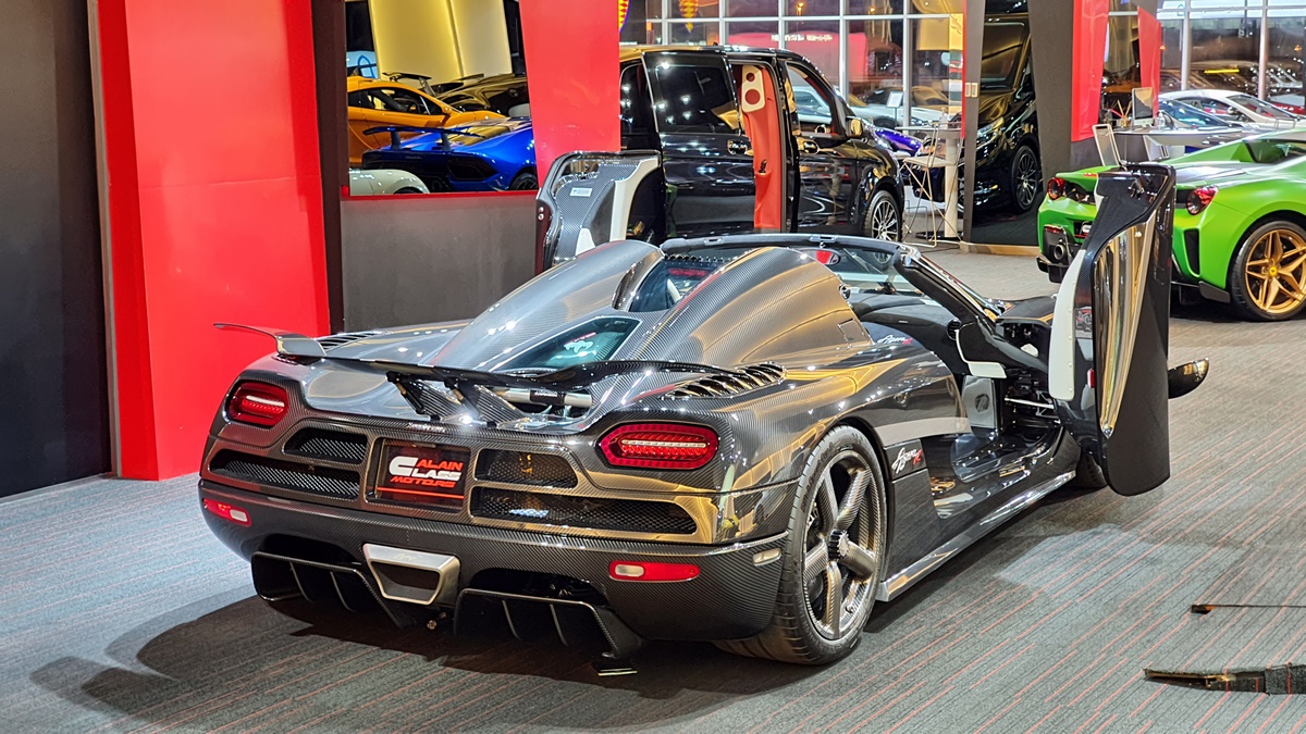 2014 Koenigsegg Agera R – 1 of 18, 10/20