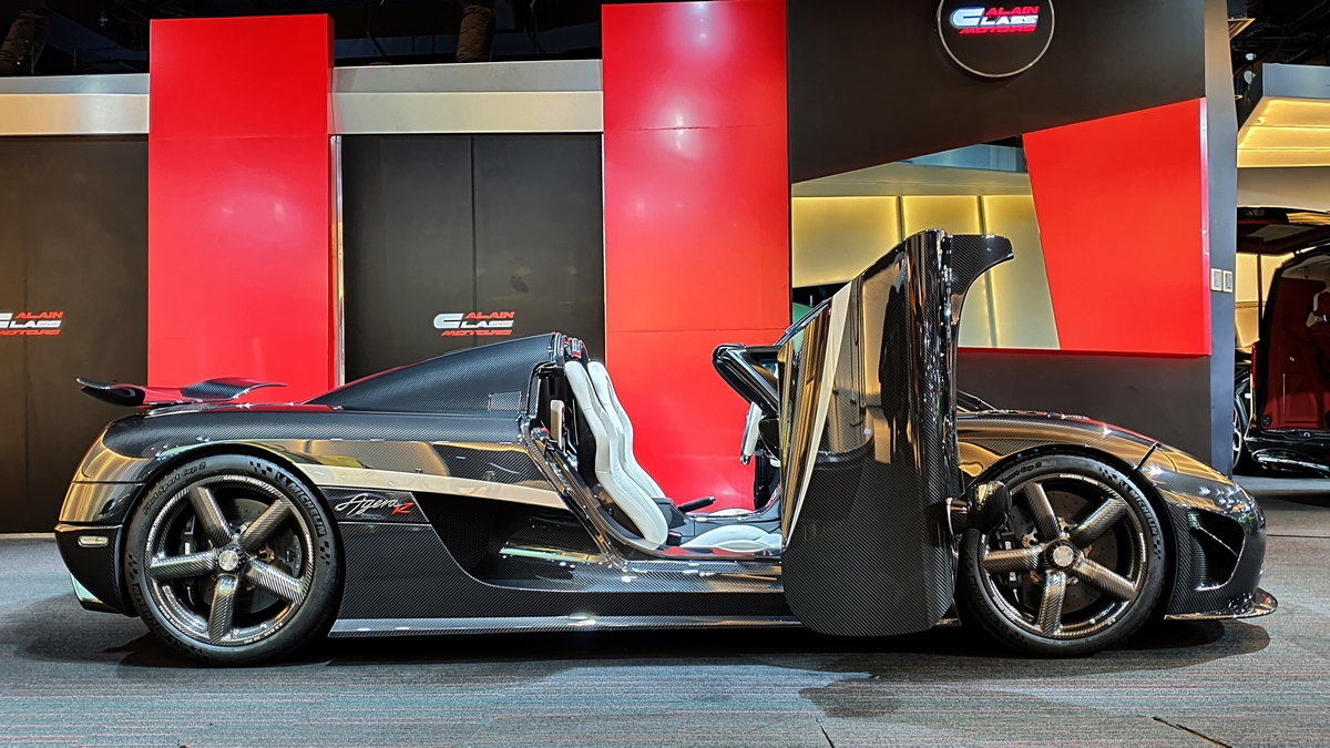 2014 Koenigsegg Agera R – 1 of 18, 13/20