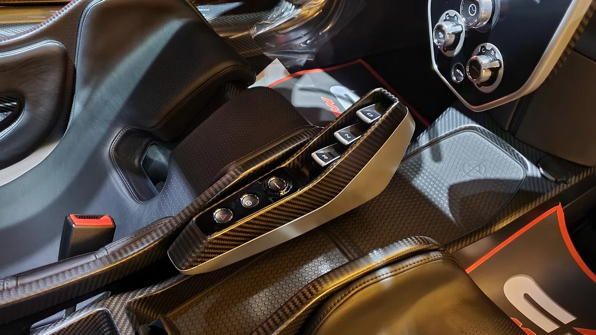 2019 McLaren Senna interior, center console