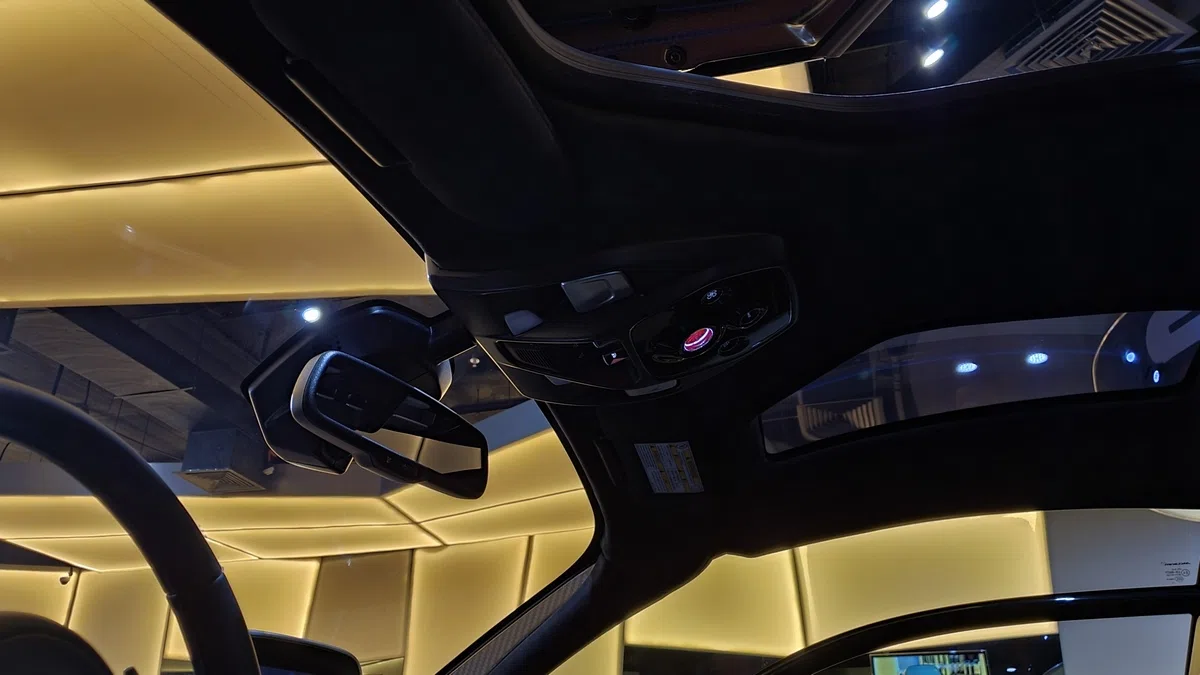 2019 McLaren Senna interior