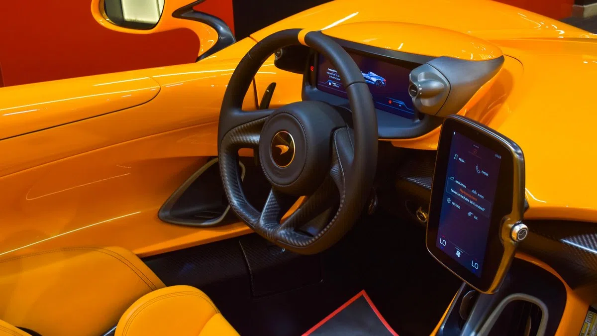 2022 McLaren ELVA interior