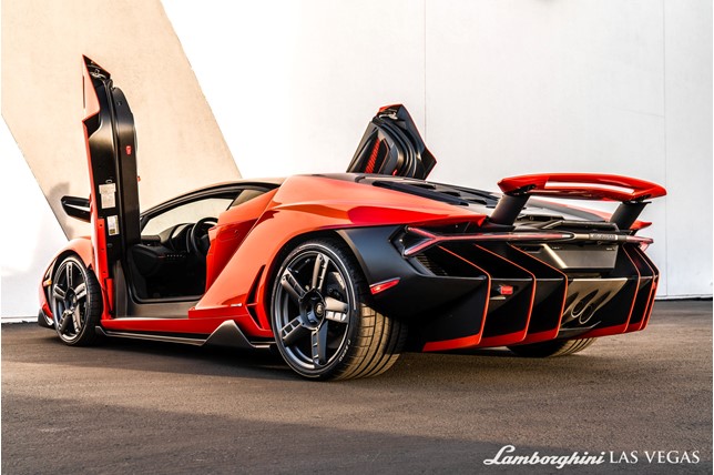 2017 Lamborghini Centenario Coupe, 10/20