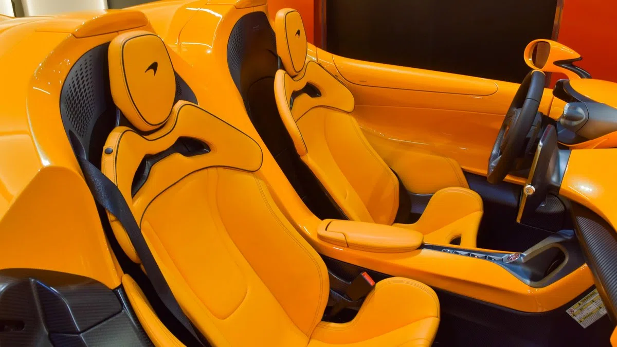 2022 McLaren ELVA interior, seats