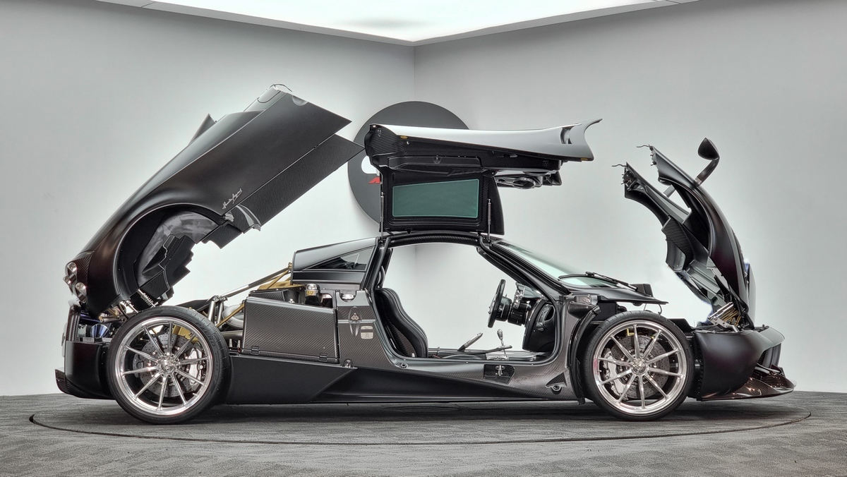 2013 Pagani Huayra, 2/20