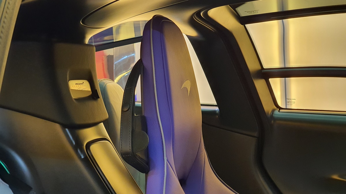 2020 McLaren Speedtail – 1 of 106, 7/20