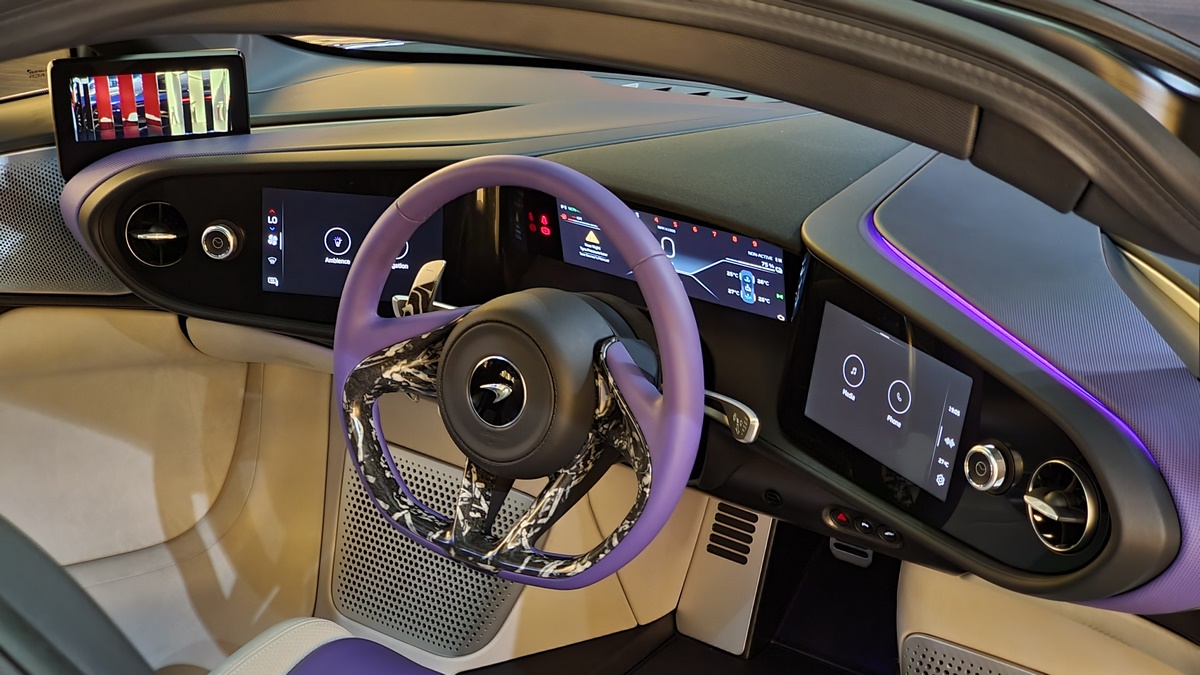 2020 McLaren Speedtail – 1 of 106, 10/20
