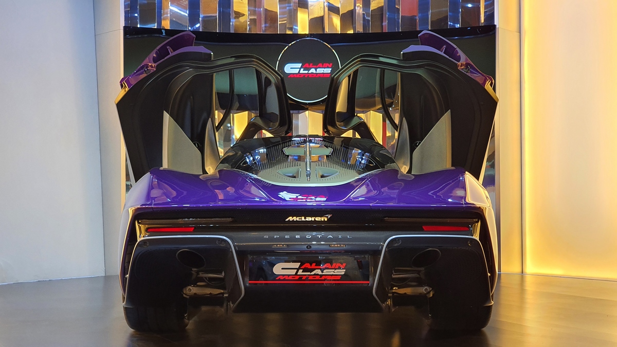 2020 McLaren Speedtail – 1 of 106, 15/20