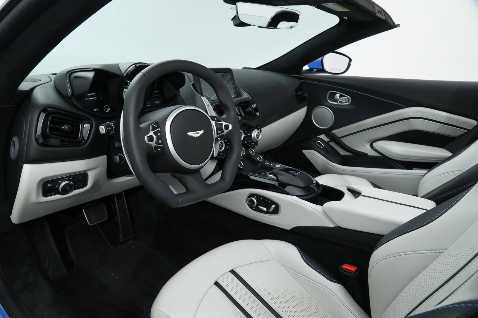 2021 ASTON MARTIN VANTAGE, 4/20