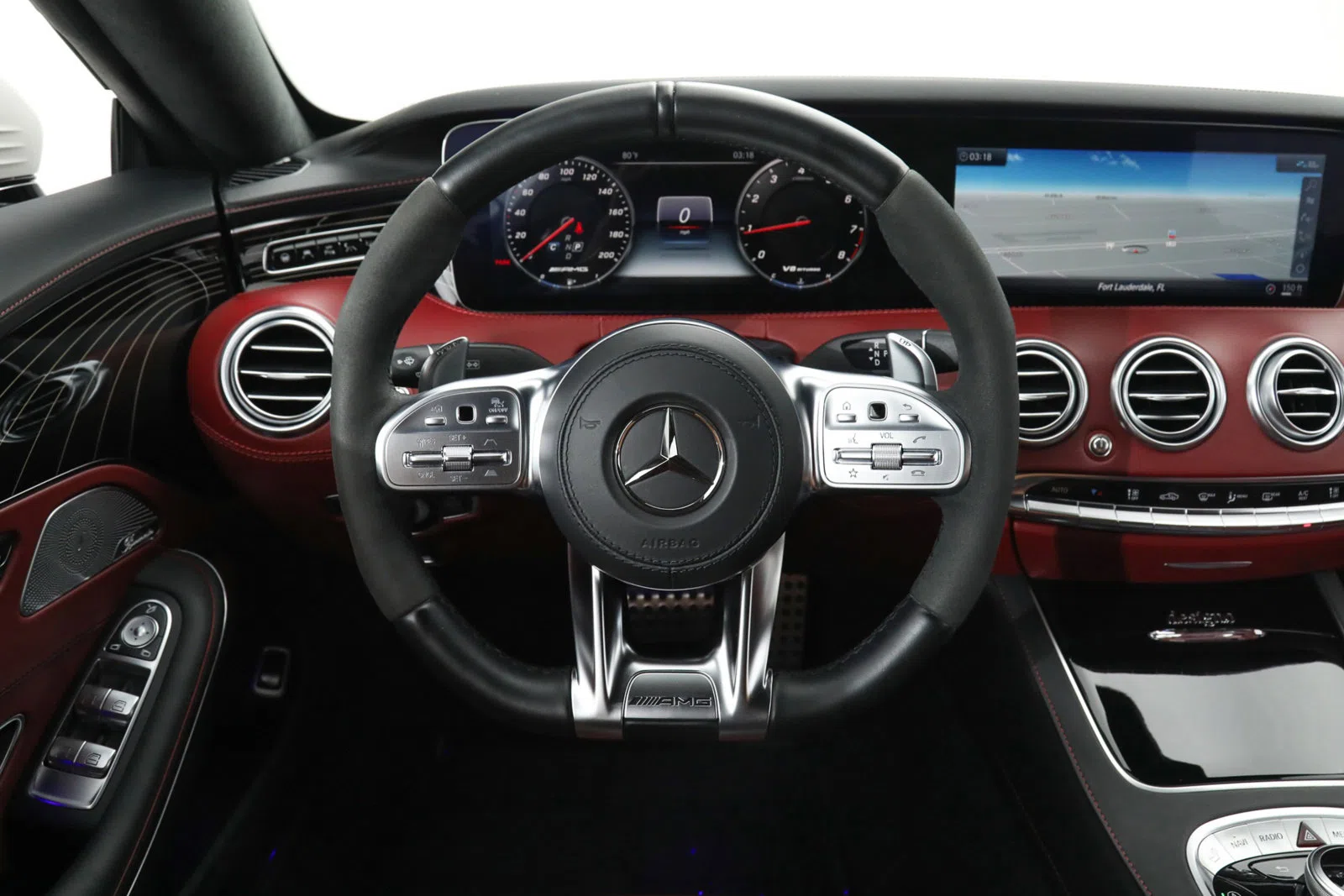 2019 Mercedes-Benz AMG S 63 interior, dashboard