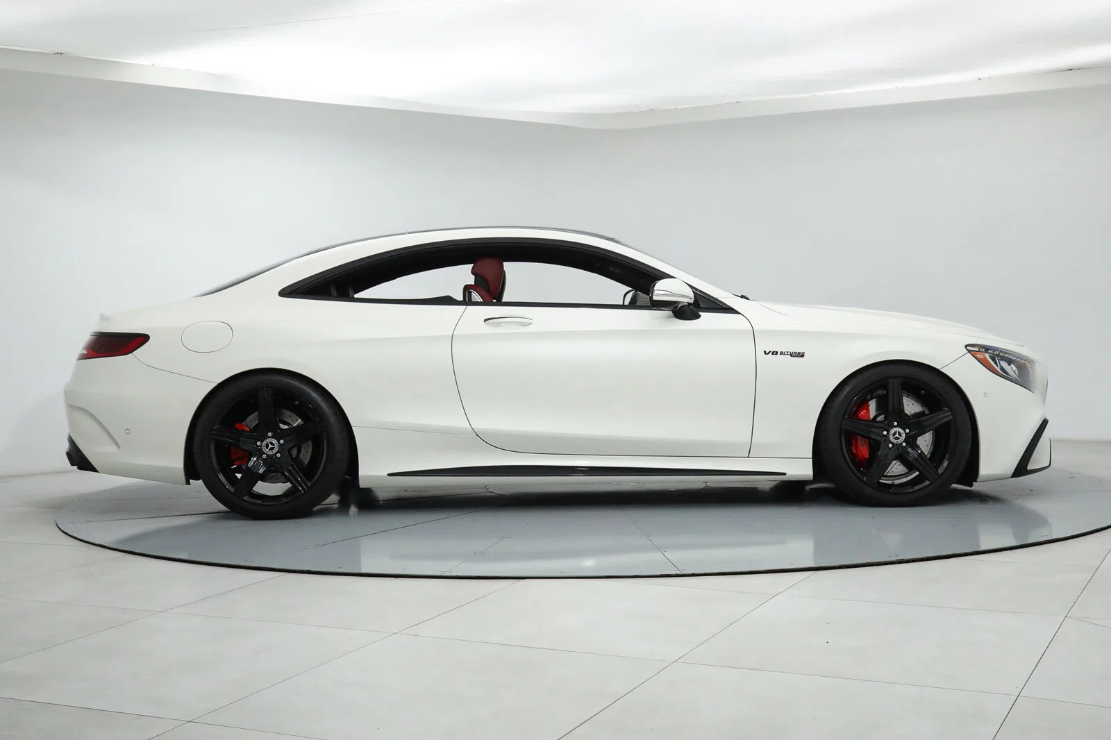 2019 Mercedes-Benz AMG S 63, side profile