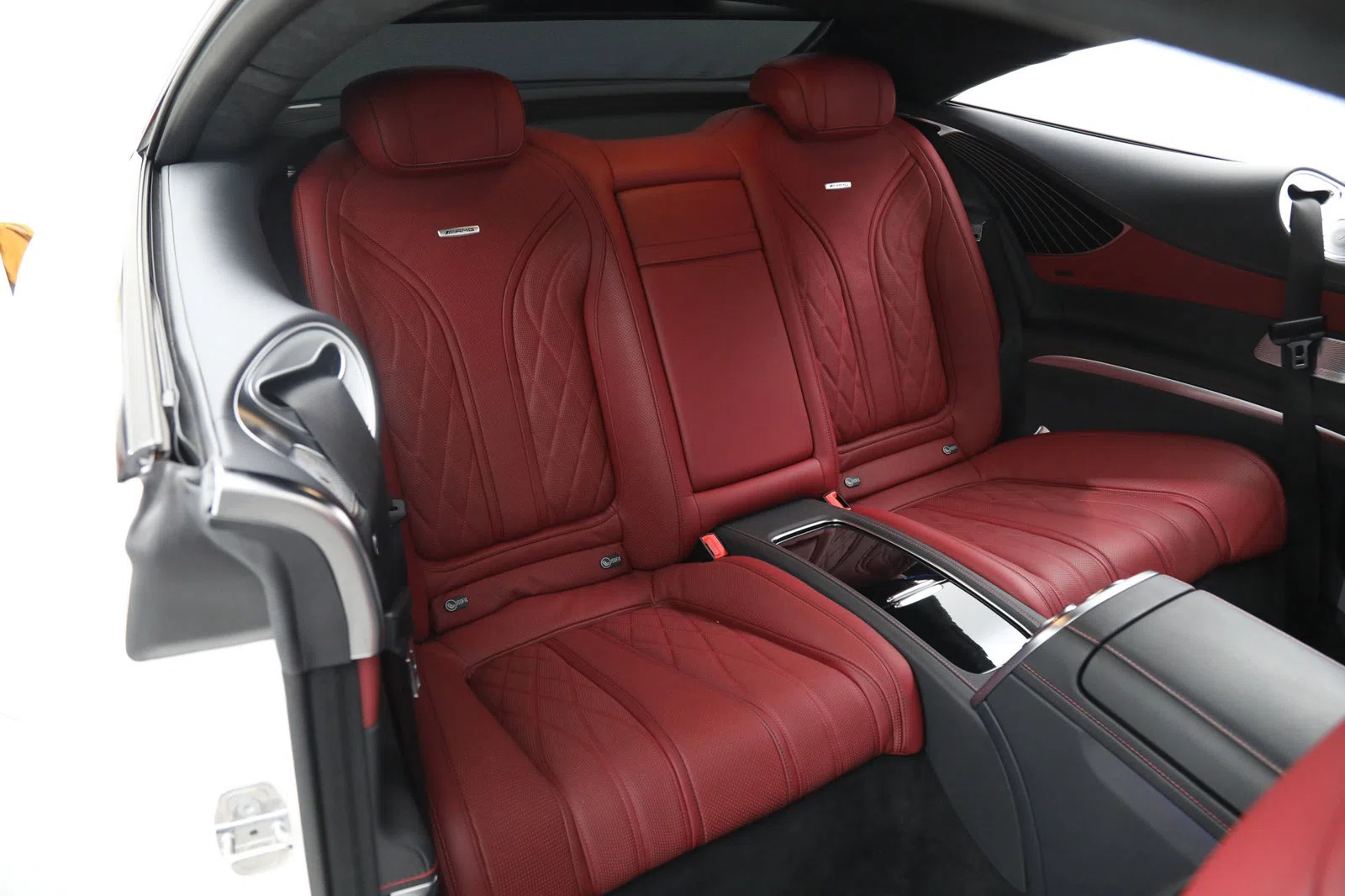 2019 Mercedes-Benz AMG S 63 interior, seats