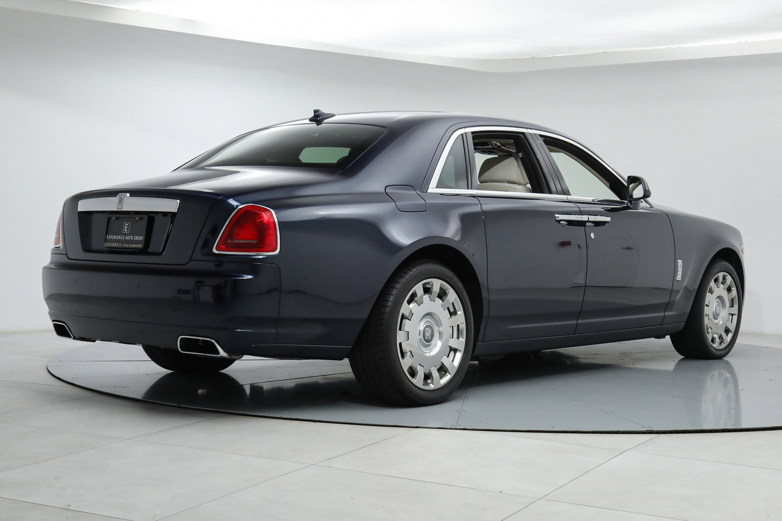 2013 ROLLS-ROYCE GHOST, 11/15