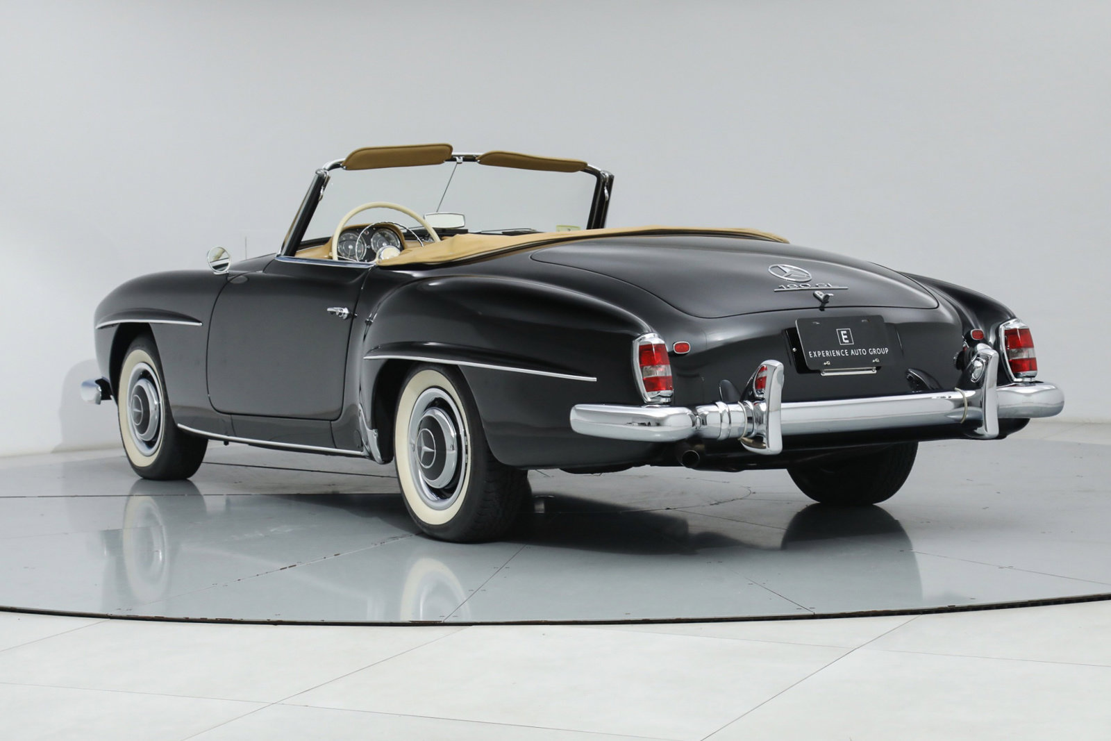 1960 MERCEDES-BENZ 190 SL, 17/19