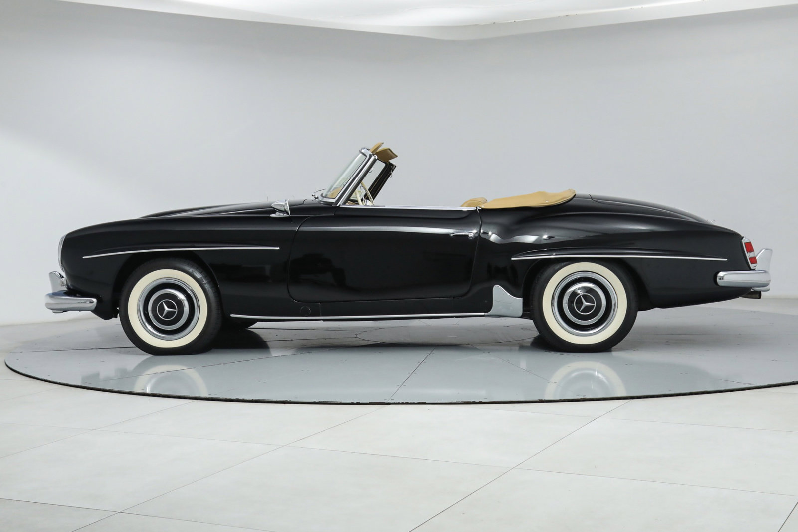 1960 MERCEDES-BENZ 190 SL, 18/19