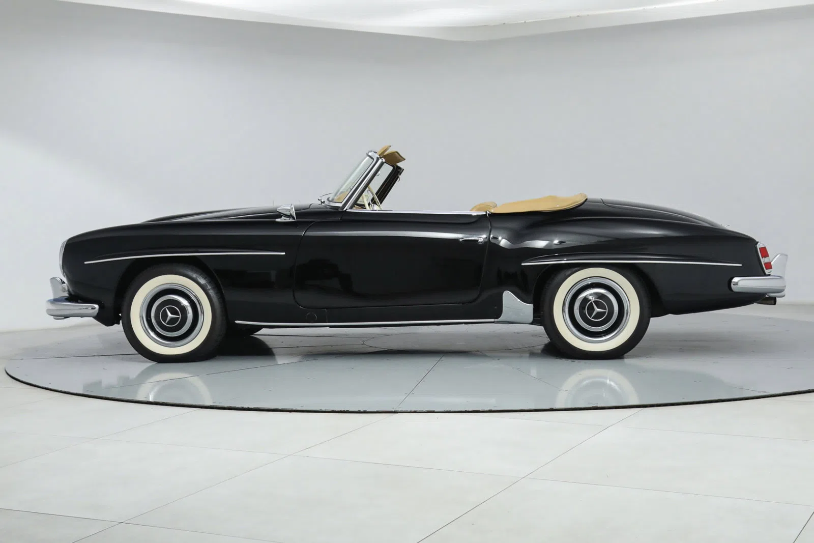 1960 Mercedes-Benz 190 SL for sale, exterior