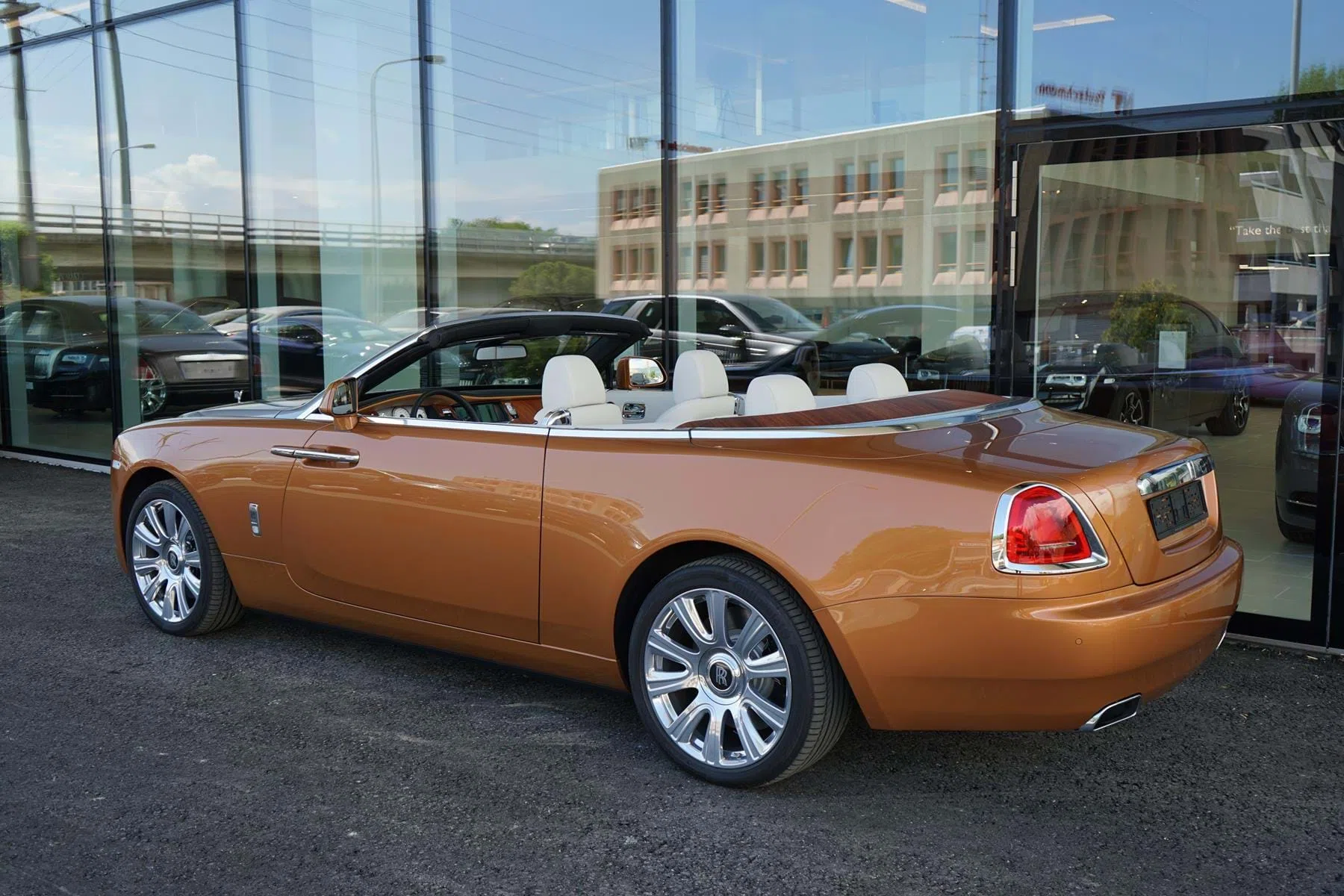 2016 Dawn MY2016 Tuscan Sun & Jubilee Silver for sale, exterior, Tuscan Sun & Jubilee Silver