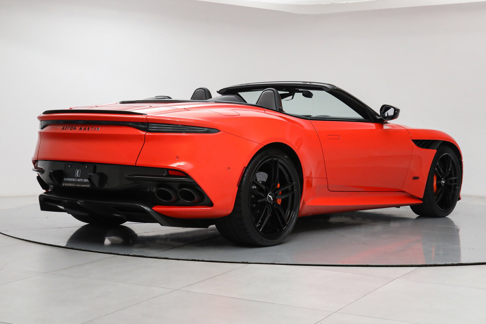 2021 ASTON MARTIN DBS SUPERLEGGERA, 19/20