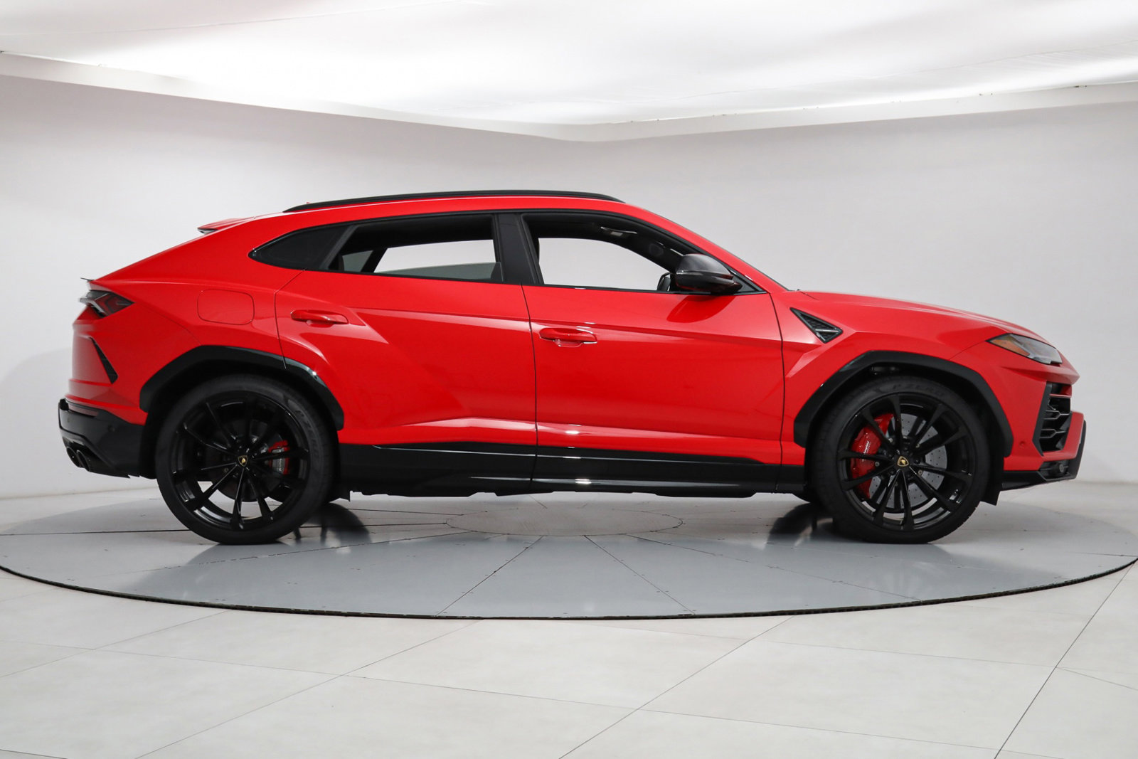 2022 LAMBORGHINI URUS, 21/22